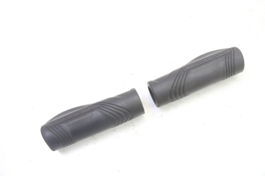 photo de UCHWYT KIEROWNICY DUALTRON VICTOR LIMITED 1 - Zbliżenie techniczne