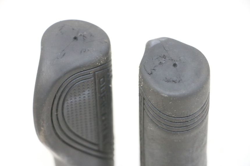 photo de UCHWYT KIEROWNICY DUALTRON VICTOR LIMITED 1 - Szczegół części