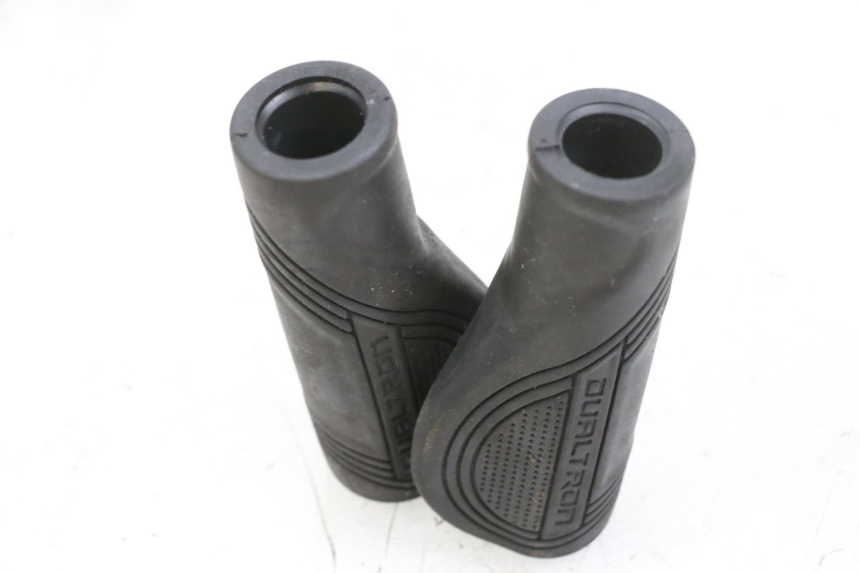 photo de UCHWYT KIEROWNICY DUALTRON VICTOR LIMITED 1 - Zoom stanu zużycia