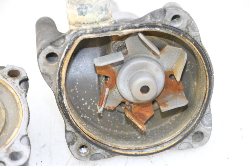 photo de POMPA WODY HONDA CBR RR FIREBLADE 900 (1992 - 1994) - Część sprawdzona