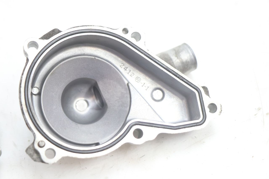 photo de POMPA WODY KAWASAKI ER-6 ER6 N 650 (2005 - 2009) - Inny kąt widzenia