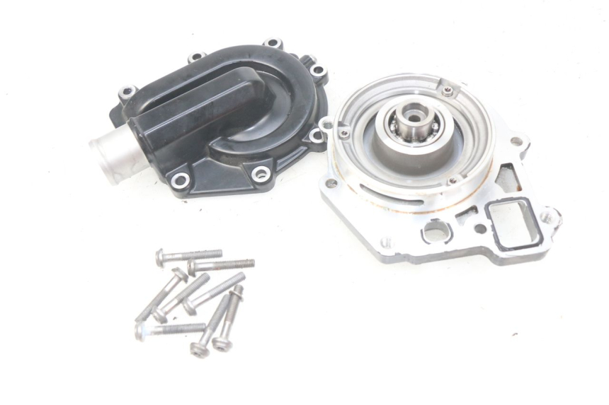 photo de POMPA WODY BMW F GS K81 850 (2018 - 2023) - Zoom stanu zużycia