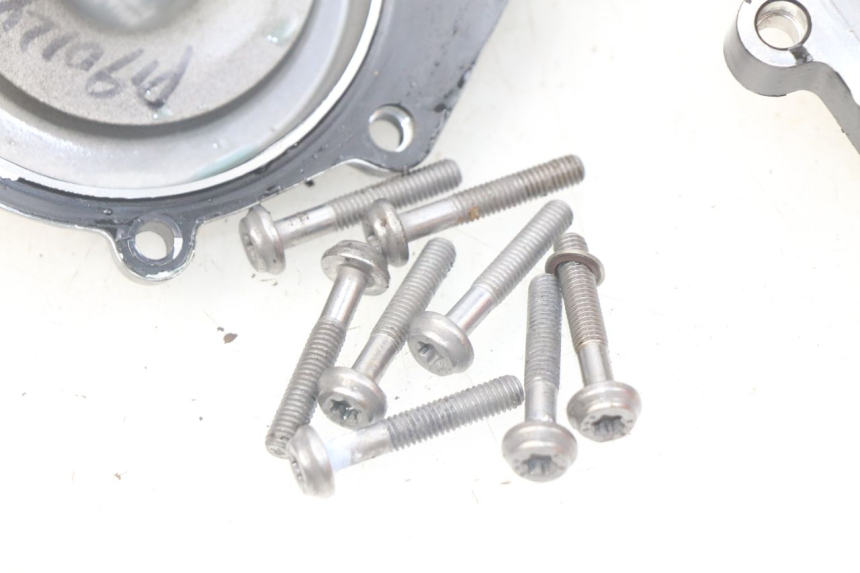 photo de POMPA WODY BMW F GS K81 850 (2018 - 2023) - Inny kąt widzenia