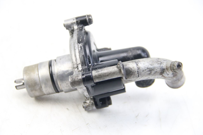 photo de POMPA WODY YAMAHA FZS FAZER 600 (2001 - 2003) - Szczegół części