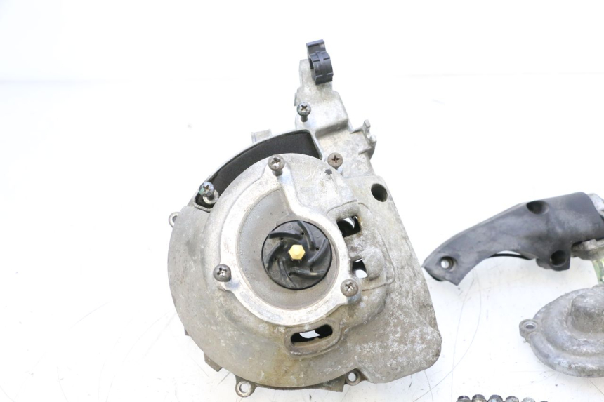 photo de POMPA WODY PIAGGIO MP3 125 (2006 - 2014) - Oznaczenia i referencje