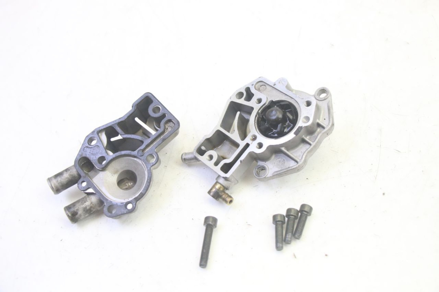 photo de POMPA WODY YAMAHA NEOS NEO'S 4T 50 (2008 - 2016) - Zoom stanu zużycia