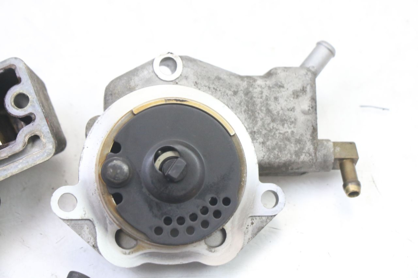 photo de POMPA WODY MBK OVETTO 4T 50 (2008 - 2016) - Widok ogólny