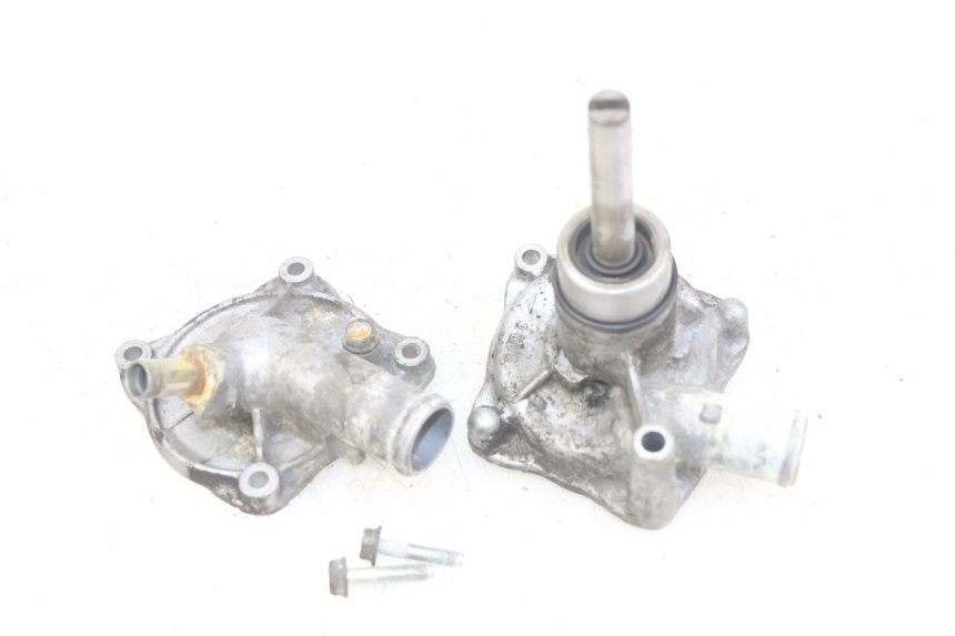 photo de POMPA WODY HONDA VFR FI RC46 800 (1998 - 2001) - Zbliżenie techniczne
