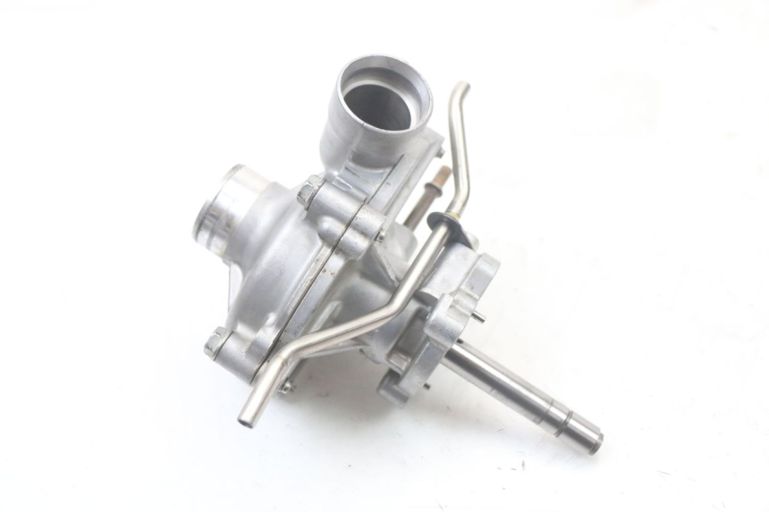 photo de POMPA WODY YAMAHA FZ1 FAZER 1000 (2007 - 2009) - Zoom stanu zużycia