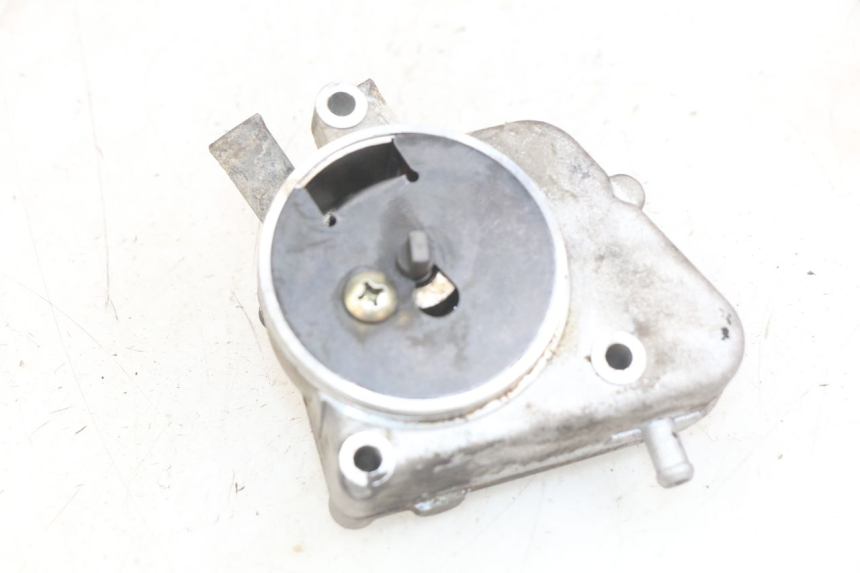 photo de POMPA WODY YAMAHA YP MAJESTY 125 (1998 - 2001) - Zbliżenie techniczne