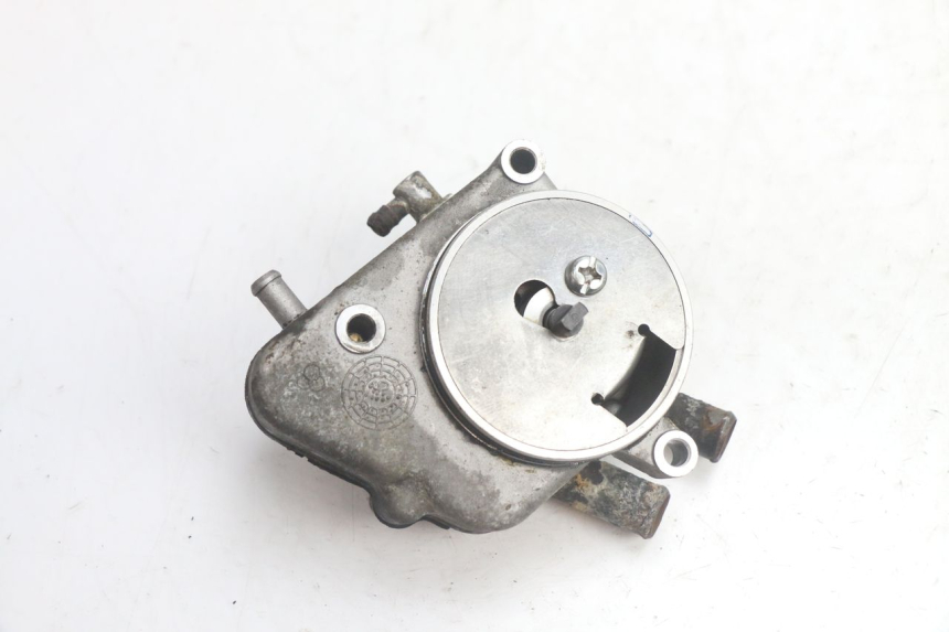 photo de POMPA WODY YAMAHA YP MAJESTY 125 (1998 - 2001) - Zbliżenie techniczne