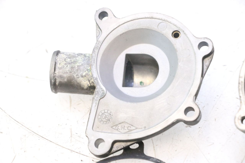 photo de POMPA WODY YAMAHA YZF R6 600 (2008 - 2009) - Inny kąt widzenia