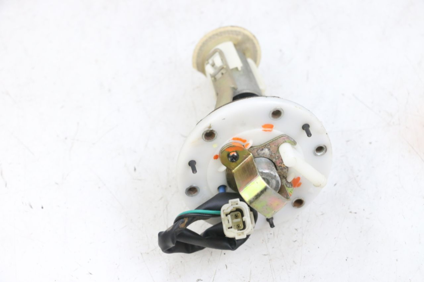 photo de POMPA PALIWA KYMCO AGILITY 16+ 4T 50 (2018 - 2023) - Zbliżenie techniczne