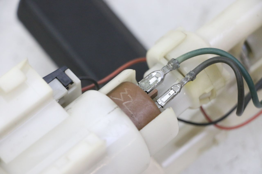 photo de POMPA PALIWA SUZUKI BURGMAN 125 (2007 - 2014) - Widok ogólny