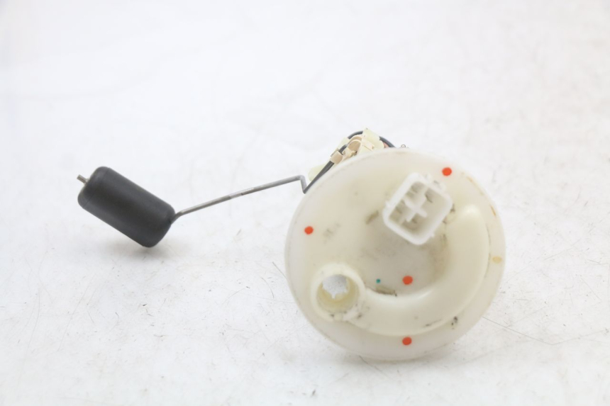 photo de POMPA PALIWA YAMAHA BW'S BWS 125 (2010 - 2013) - Zbliżenie techniczne