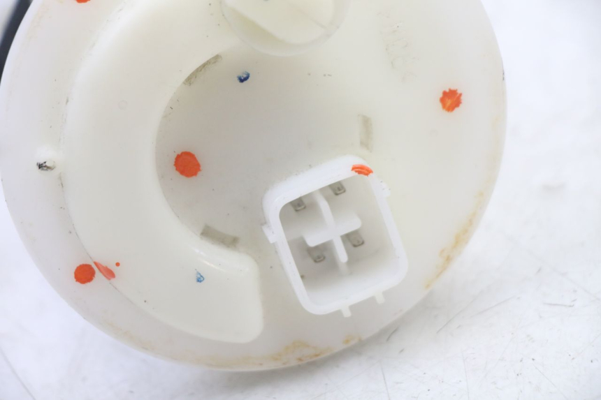 photo de POMPA PALIWA YAMAHA BW'S BWS 125 (2010 - 2013) - Inny kąt widzenia