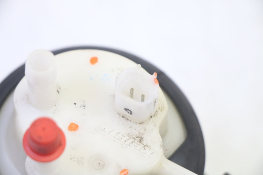 photo de POMPA PALIWOWA HONDA CBF 125 (2009 - 2015) - Inny kąt widzenia