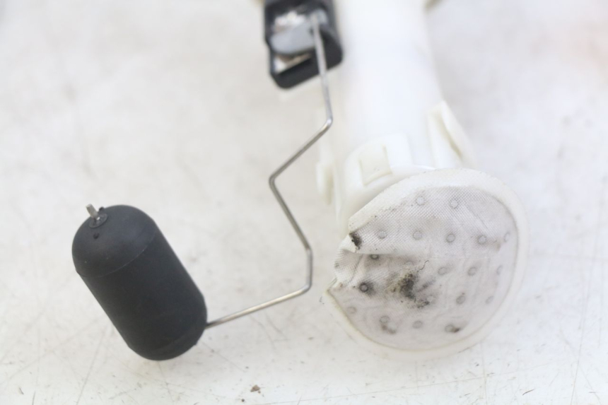 photo de POMPA PALIWA KYMCO DOWNTOWN ABS 125 (2015 - 2017) - Zbliżenie techniczne