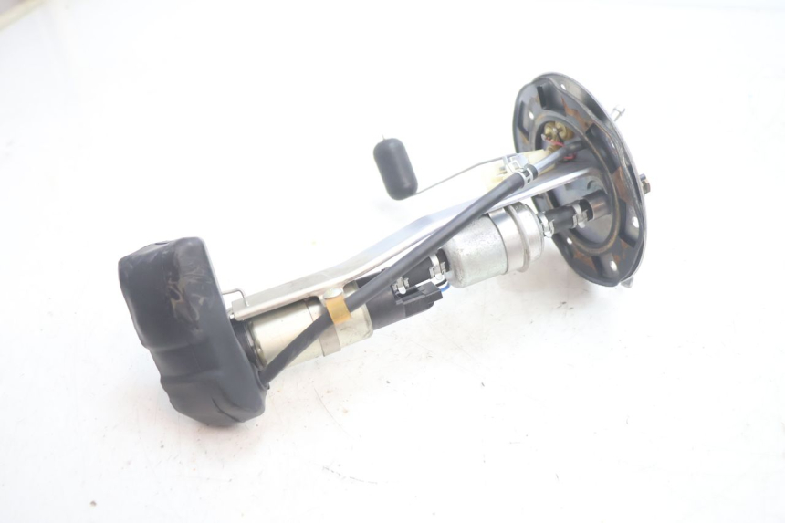 photo de POMPA PALIWA HONDA FJS SILVER WING SILVERWING 400 (2005 - 2008) - Zbliżenie techniczne