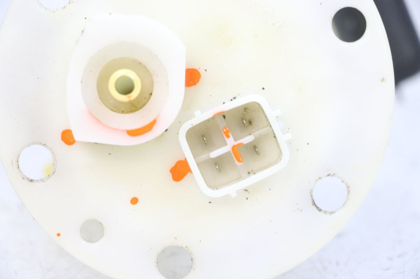 photo de POMPA PALIWA MBK FLAME X 125 (2007 - 2016) - Zbliżenie komponentów