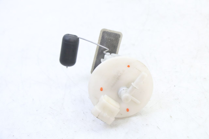 photo de POMPA PALIWA VENESI FLY RETRO 4T 50 (2020 - 2025) - Zbliżenie techniczne