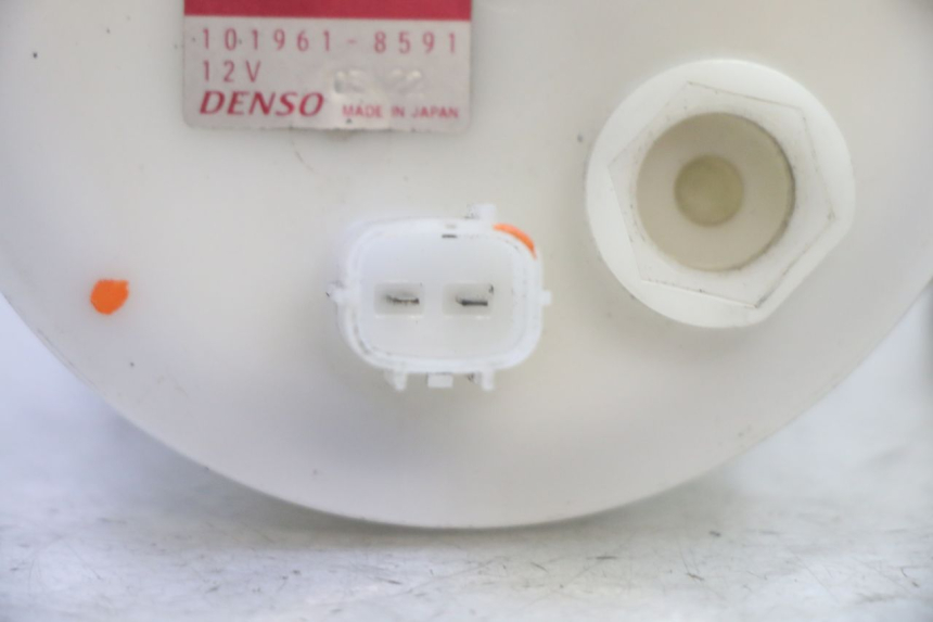 photo de POMPA PALIWA YAMAHA FZ6 N FAZER 600 (2004 - 2006) - Punkty mocowania