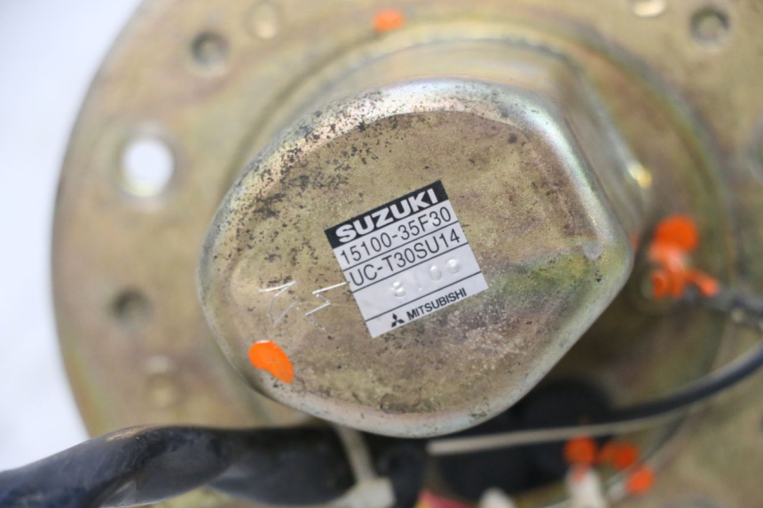 photo de POMPA PALIWA SUZUKI GSXR GSX-R 1000 (2003 - 2004) - Zbliżenie techniczne