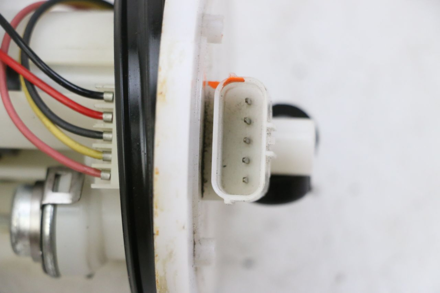 photo de POMPA PALIWA HONDA PES PS I 125 (2006 - 2012) - Punkty mocowania