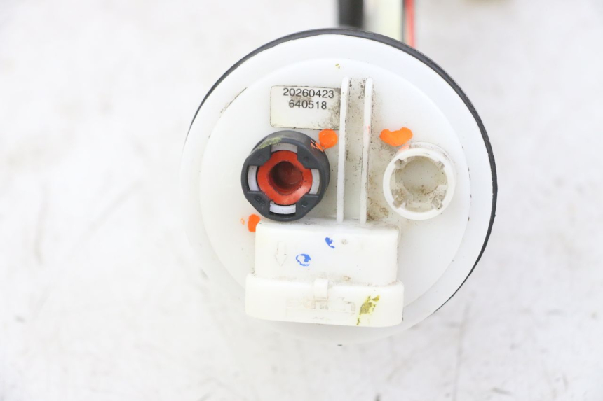 photo de POMPA PALIWA PIAGGIO IE MP3 YOURBAN 300 (2011 - 2016) - Inny kąt widzenia