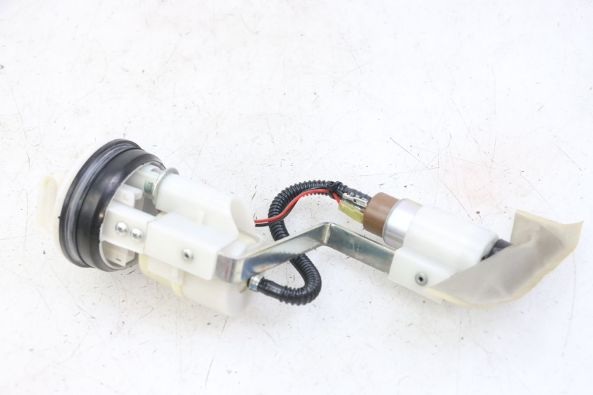 photo de POMPA PALIWA PIAGGIO IE MP3 YOURBAN 300 (2011 - 2016) - Punkty mocowania