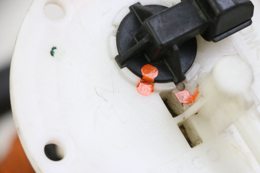 photo de POMPA PALIWOWA SYM JOYMAX 125 (2010 - 2017) - Inny kąt widzenia