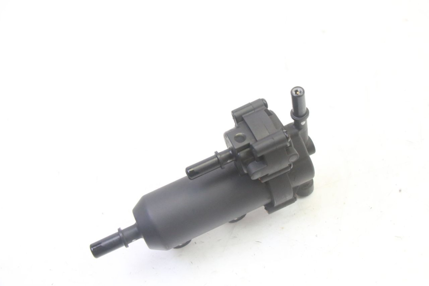 photo de POMPA PALIWA PEUGEOT KISBEE 4T 50 (2018 - 2022) - Zbliżenie techniczne