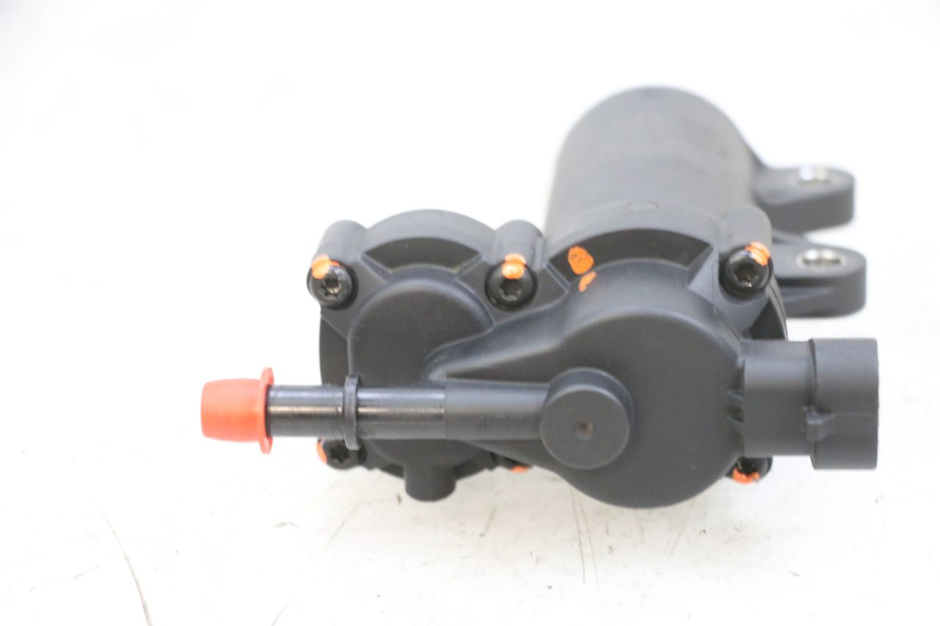 photo de POMPA PALIWA PEUGEOT KISBEE 4T 50 (2018 - 2022) - Stan powierzchni