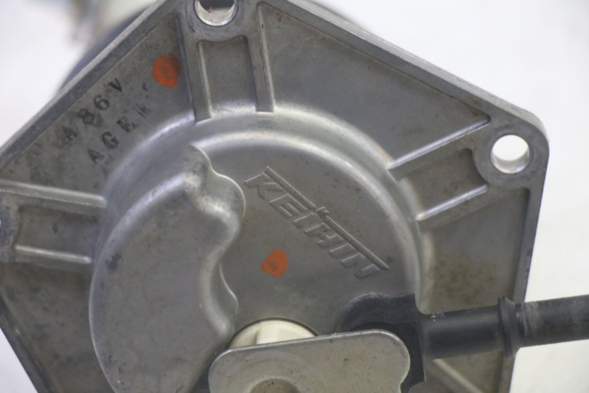 photo de POMPA PALIWA KAWASAKI KXF KX-F 250 (2017 - 2019) - Zbliżenie techniczne