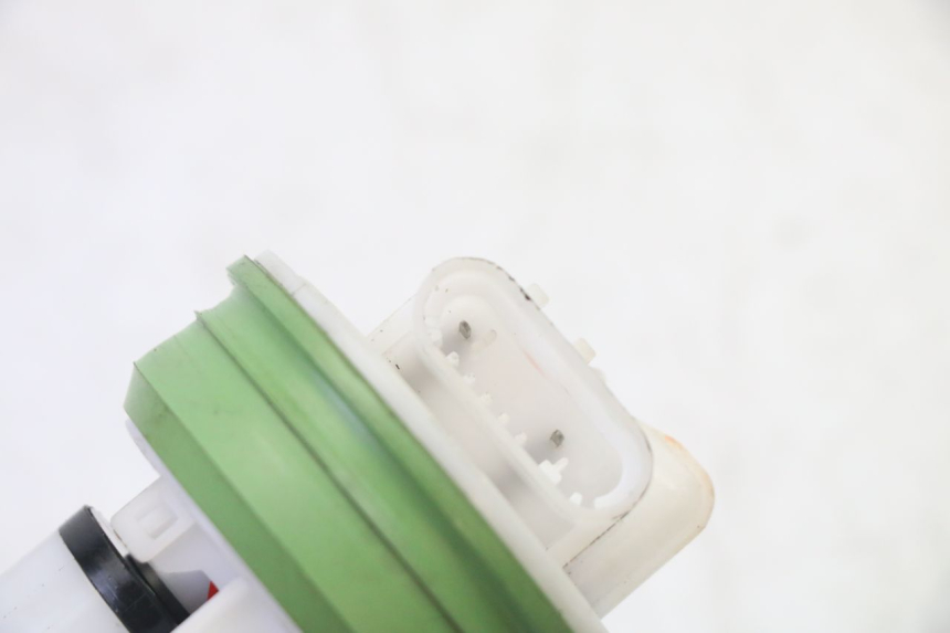 photo de POMPA PALIWA PIAGGIO MP3 HPE 310 (2024 - 2025) - Punkty mocowania