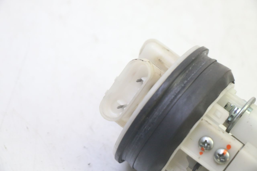 photo de POMPA PALIWA PIAGGIO MP3 HPE 350 (2018 - 2020) - Widok ogólny