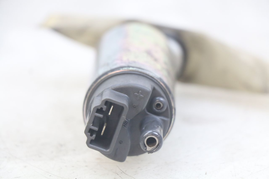 photo de POMPA PALIWA PIAGGIO MP3 LT 400 (2007 - 2012) - Inny kąt widzenia