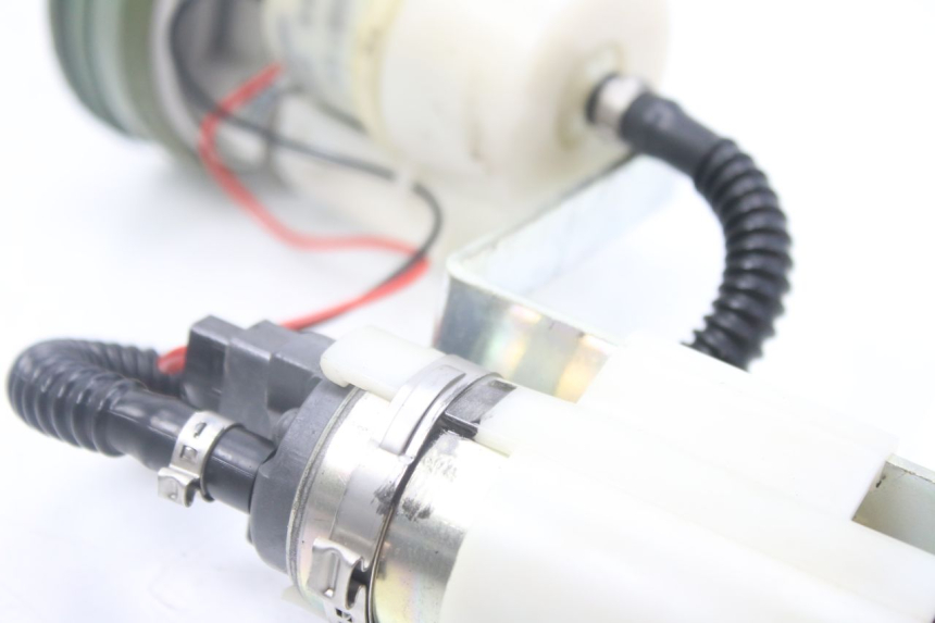 photo de POMPA PALIWA PIAGGIO MP3 500 (2014 - 2017) - Inny kąt widzenia