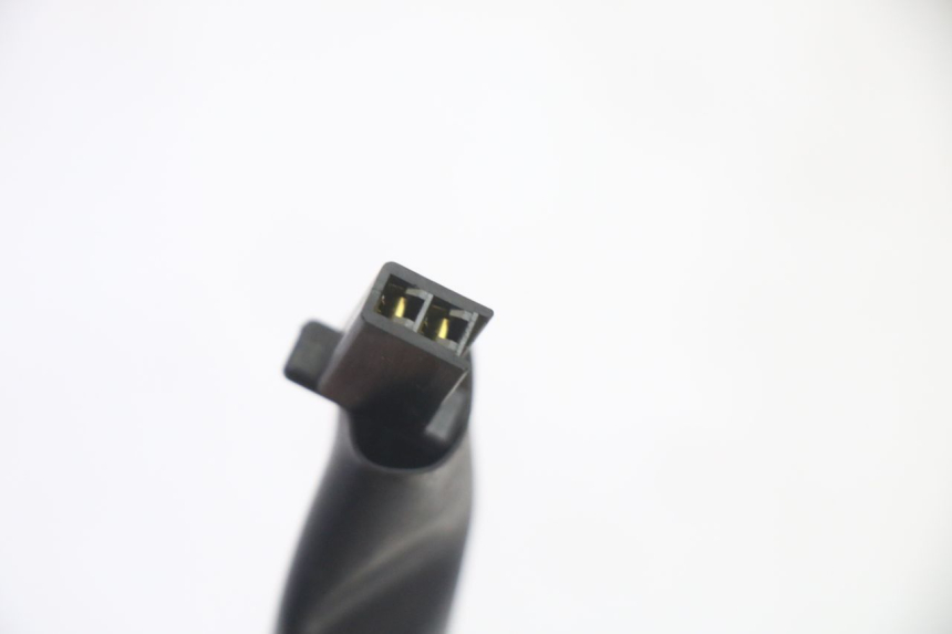 photo de POMPA PALIWOWA PIAGGIO MP3 125 (2006 - 2014) - Inny kąt widzenia