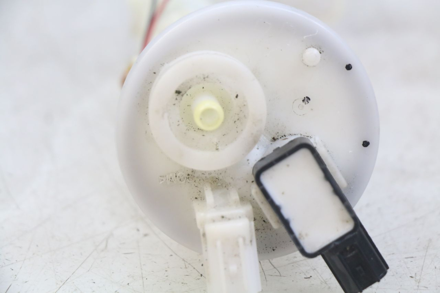 photo de POMPA PALIWA YAMAHA MT ABS 125 (2014 - 2018) - Zoom stanu zużycia