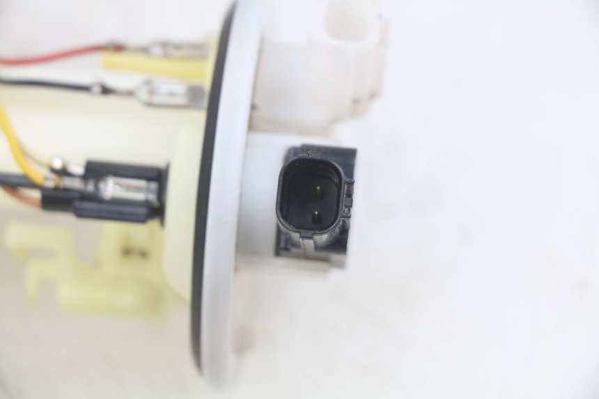 photo de POMPA PALIWA YAMAHA MT ABS 125 (2014 - 2018) - Zbliżenie techniczne