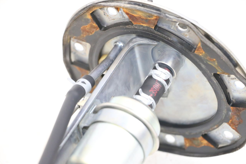 photo de POMPA PALIWA KAWASAKI NINJA 400 (2018 - 2023) - Zbliżenie techniczne