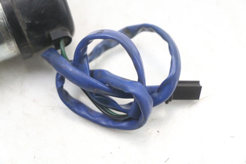 photo de POMPA PALIWA HONDA NTV DEAUVILLE 650 (1998 - 2001) - Zbliżenie techniczne