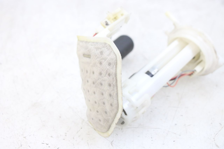 photo de POMPA PALIWA HONDA PCX (JF47) 125 (2012 - 2013) - Zbliżenie techniczne