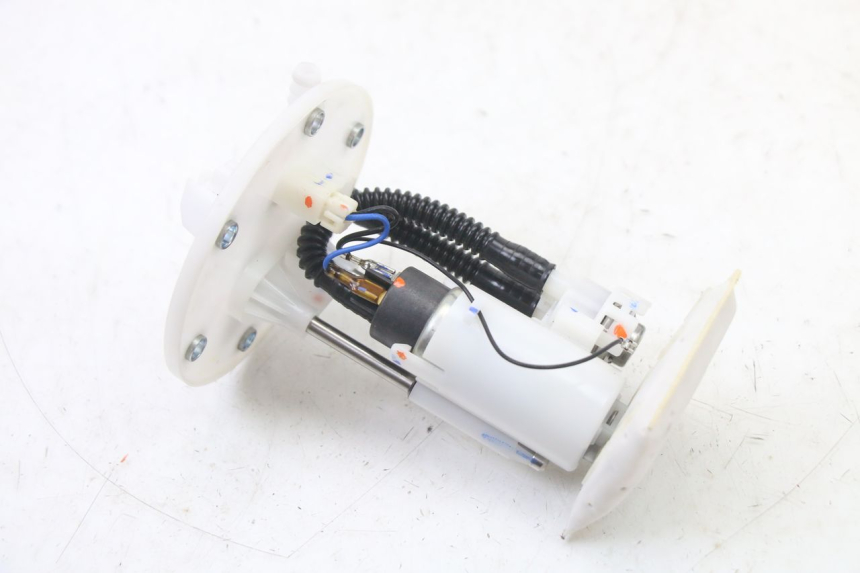 photo de POMPA PALIWA PEUGEOT TWEET 4T 50 (2023 - 2025) - Zbliżenie techniczne