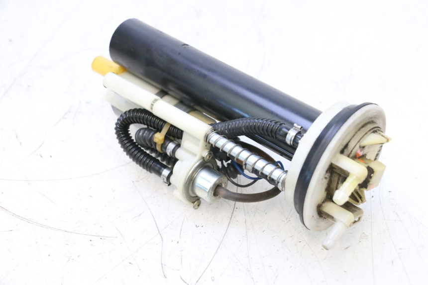 photo de POMPA PALIWOWA PEUGEOT SATELIS COMPRESSOR K15 125 (2006 - 2009) - Stan powierzchni