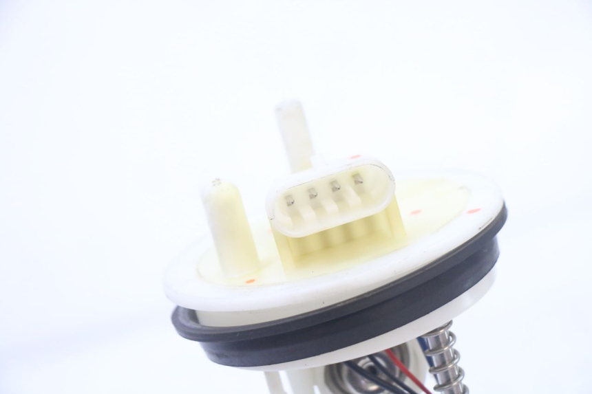 photo de POMPA PALIWA PEUGEOT SATELIS 125 (2013 - 2018) - Zbliżenie techniczne