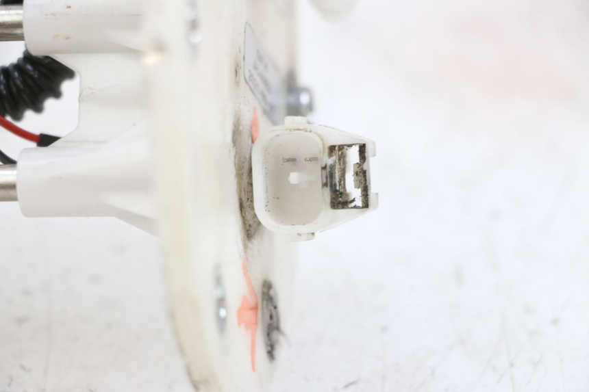 photo de POMPA PALIWA PEUGEOT SPEEDFIGHT 4 4T EFI 50 (2021 - 2025) - Część sprawdzona