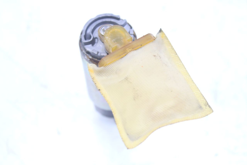 photo de POMPA PALIWA TRIUMPH SPRINT ST 955 (1999 - 2001) - Zoom stanu zużycia