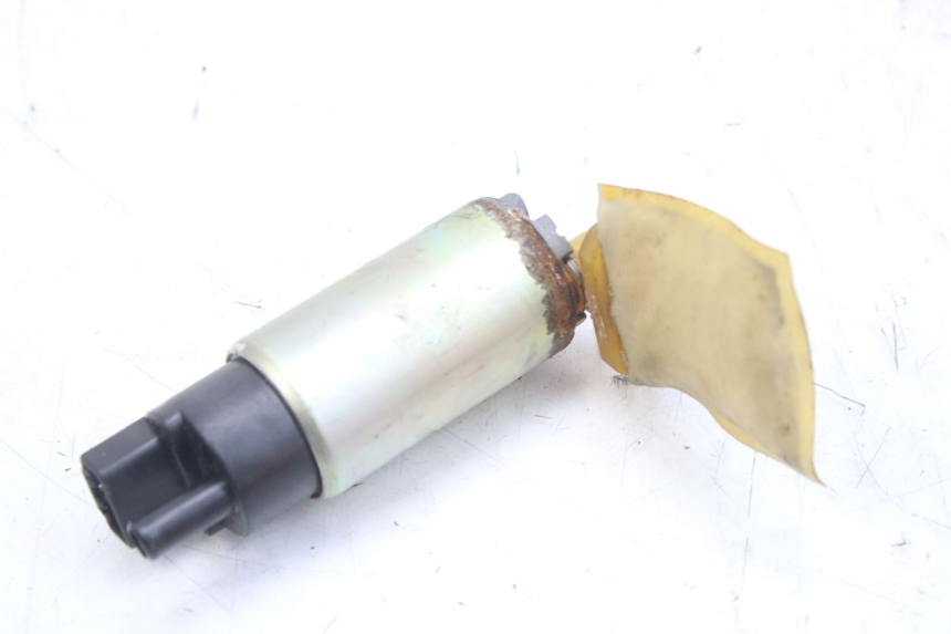 photo de POMPA PALIWA TRIUMPH SPRINT ST 955 (1999 - 2001) - Zbliżenie techniczne